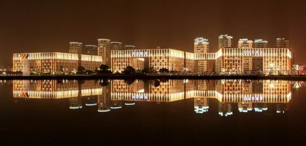 海运夜景